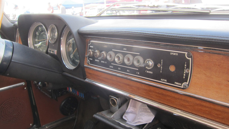 Illustration for article titled Hardcore Dashboard Porn From The Monterey Historics And Pebble Beach